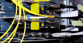 Заказать монтаж сетей в Мурманске. Обслуживание ПК, ремонт от 312 руб